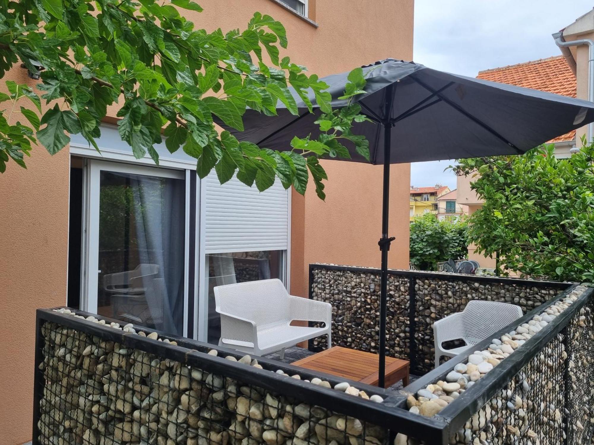 Apartments Ivanov Задар Екстериор снимка