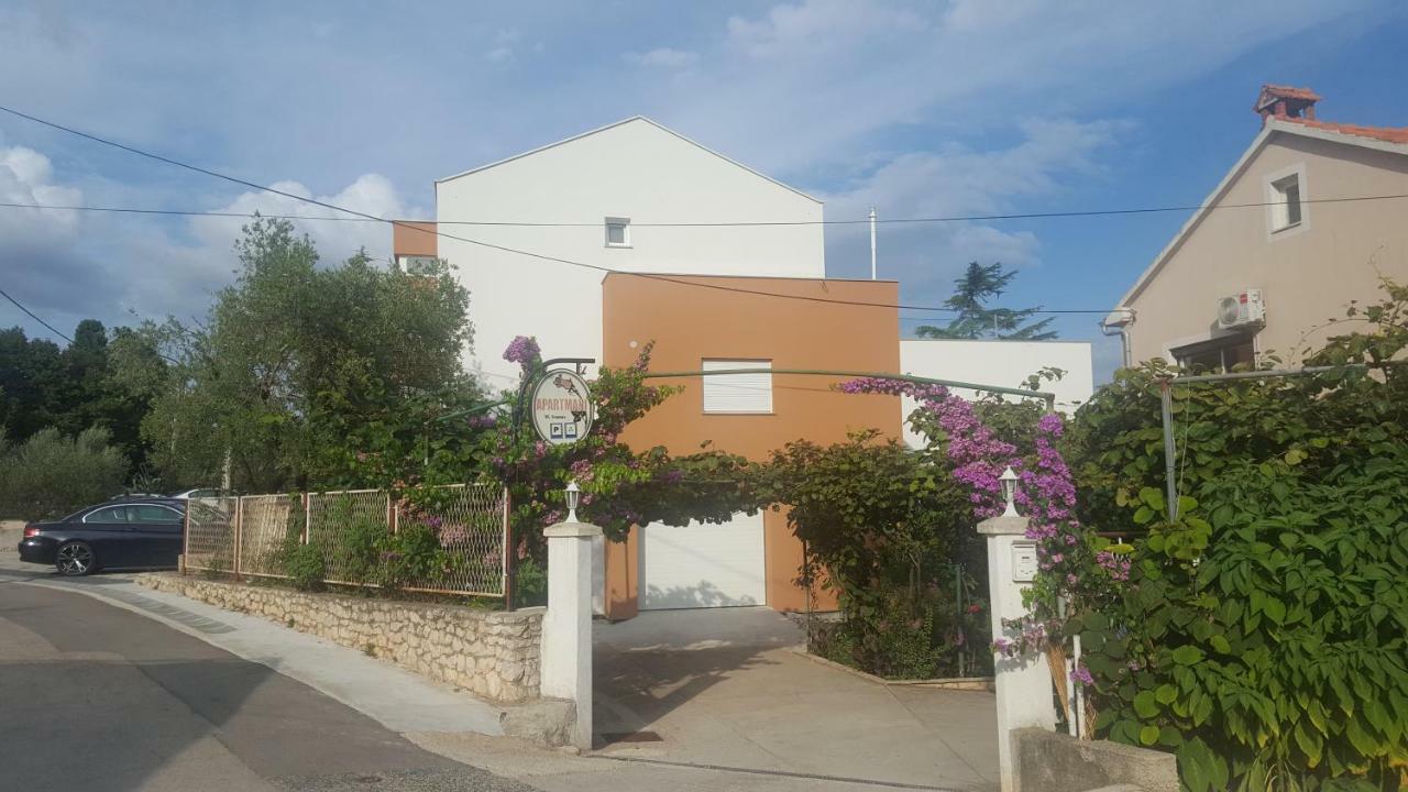 Apartments Ivanov Задар Екстериор снимка