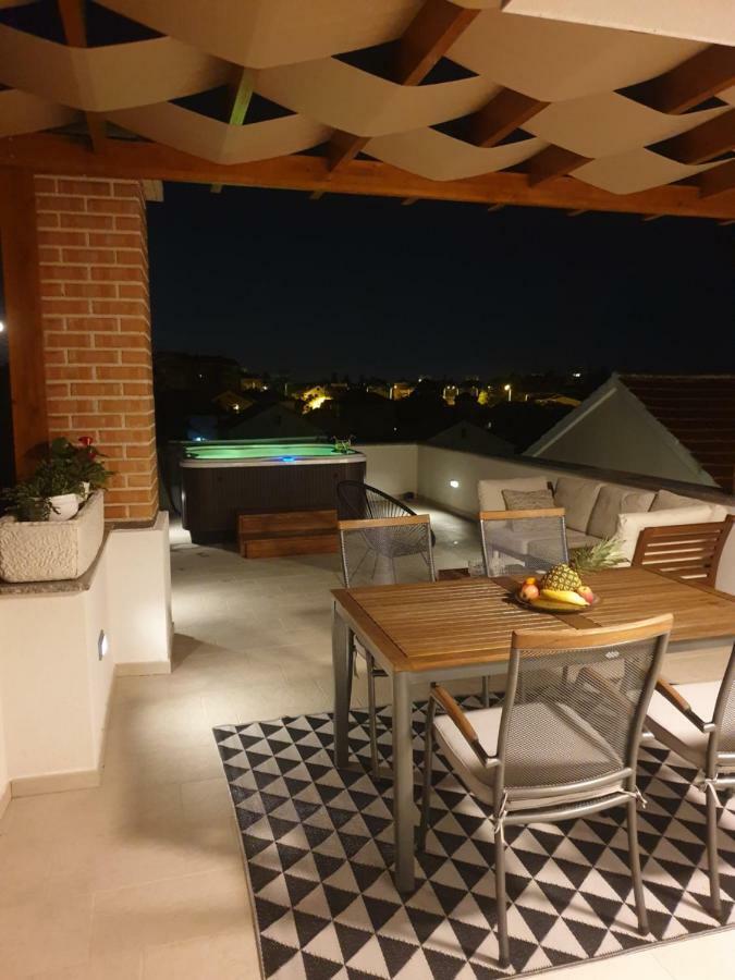 Apartments Ivanov Задар Екстериор снимка